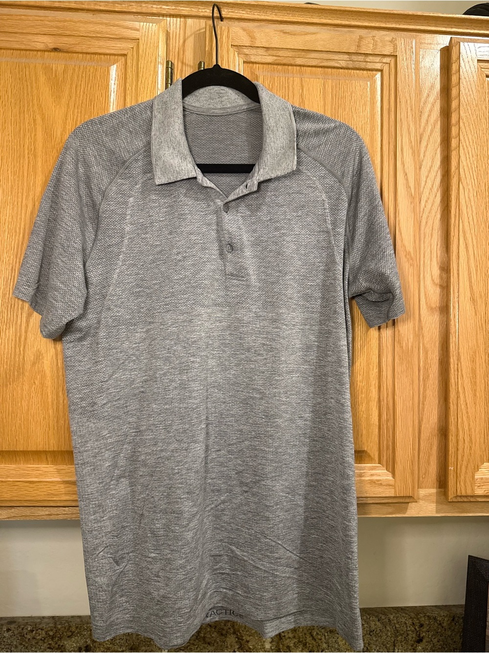 men’s Lululemon polo, size L, gray, gently worn